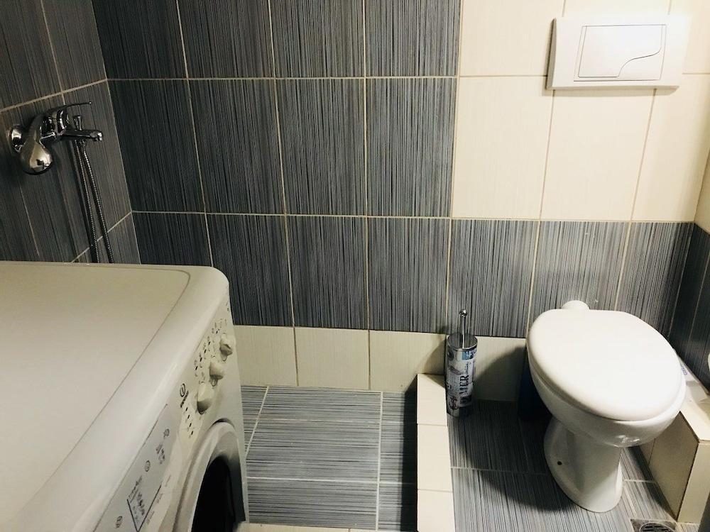 Merilyn Central Apartment เอเธนส์ ภายนอก รูปภาพ