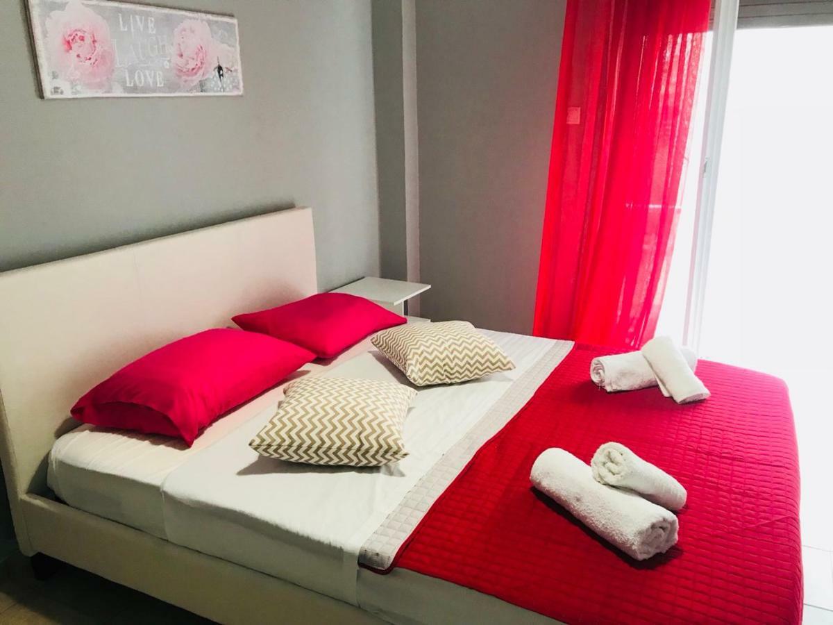 Merilyn Central Apartment เอเธนส์ ภายนอก รูปภาพ