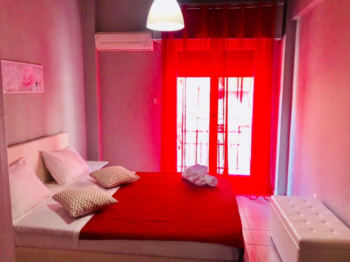 Merilyn Central Apartment เอเธนส์ ภายนอก รูปภาพ
