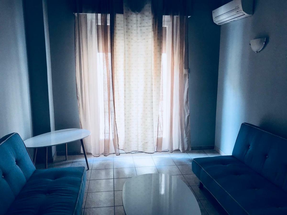 Merilyn Central Apartment เอเธนส์ ภายนอก รูปภาพ