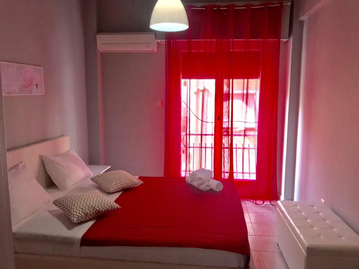 Merilyn Central Apartment เอเธนส์ ภายนอก รูปภาพ